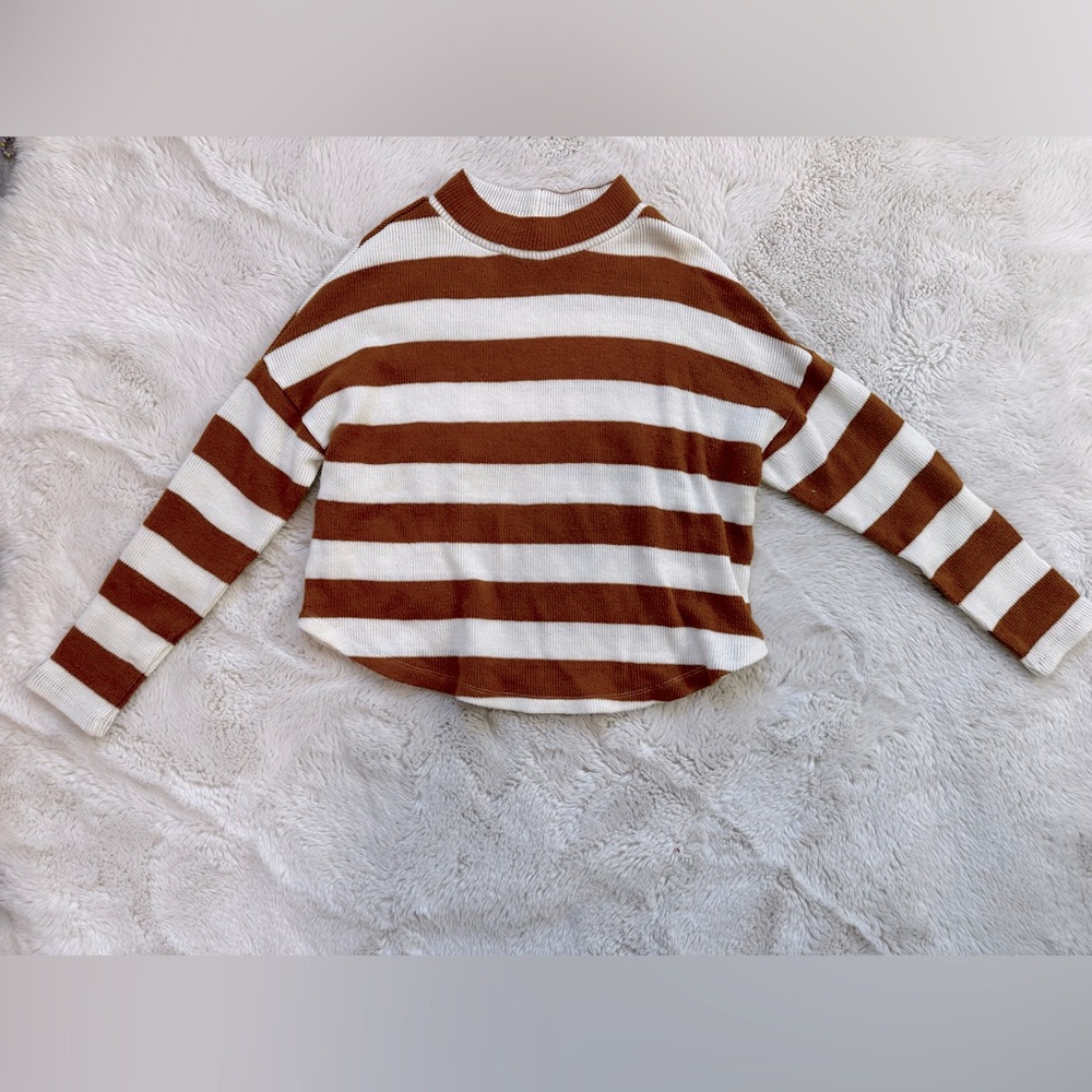 Socialite Sweater women Small